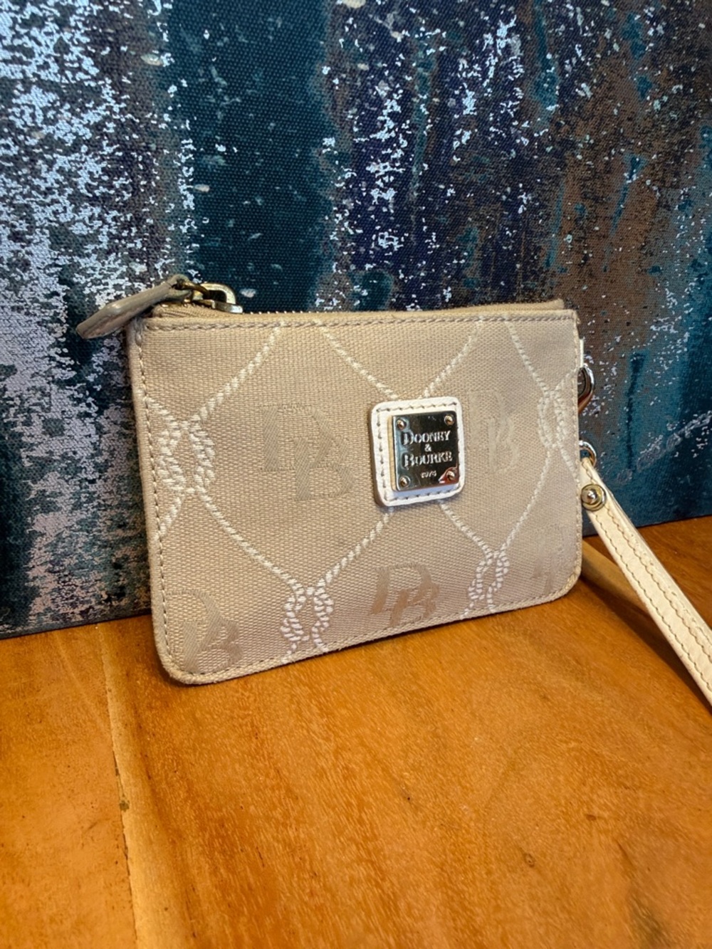 Dooney & Bourke Y2K Monogram Canvas Wristlet Wallet Beige Logo Pouch (GUC)